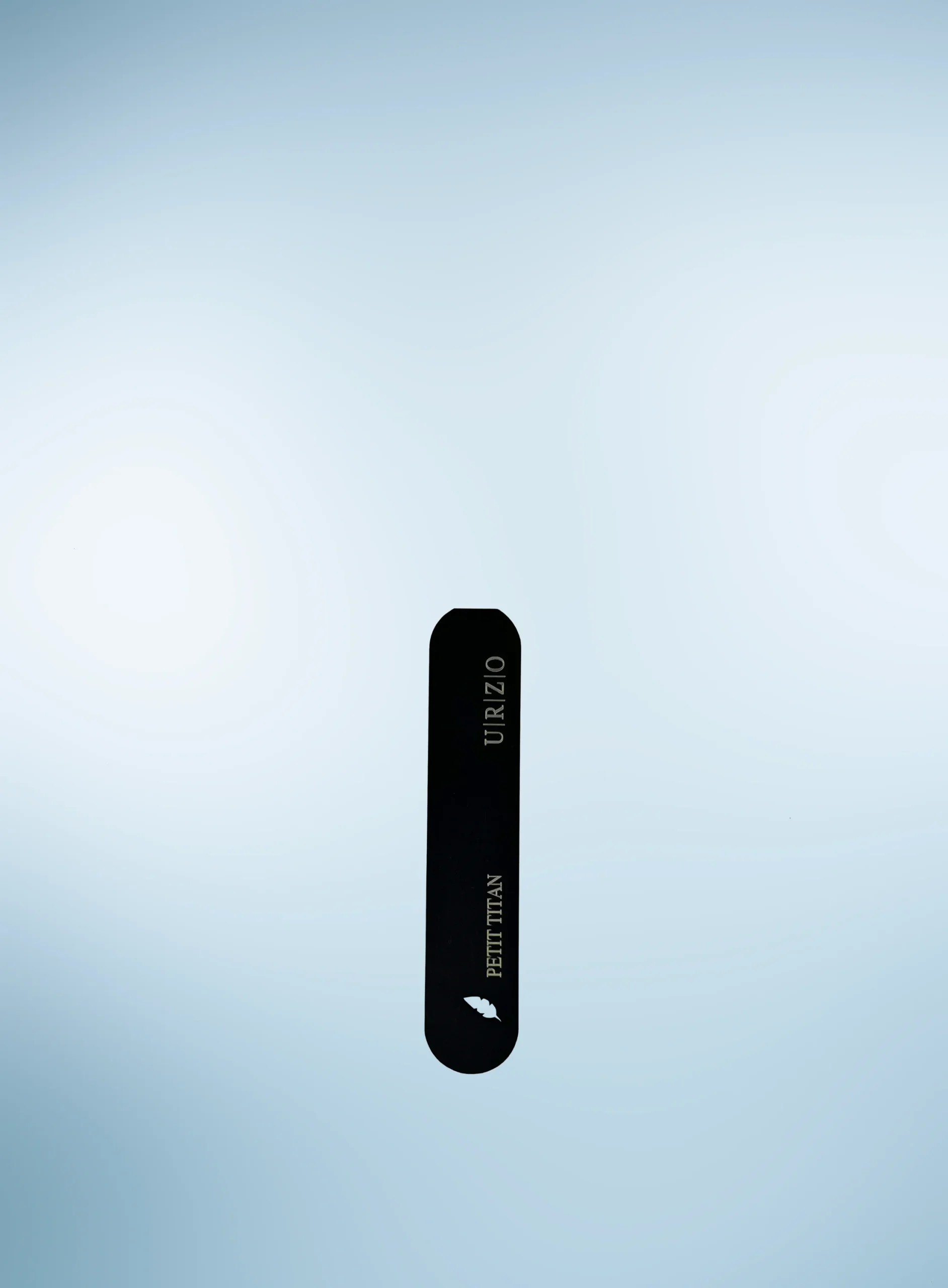 Petit Titan Black AeroTitan pamatne Urzo